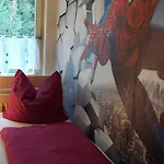 'das Kleine Landhaus' Oda ve Kahvaltı 3*