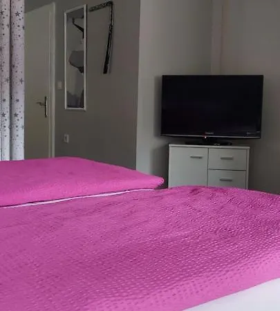 'das Kleine Landhaus' Bed & Breakfast 3*